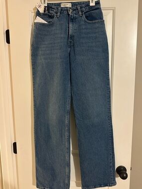 Abercrombie & Fitch 90s Relaxed High Rise Medium Curve Love 27 Long NWT